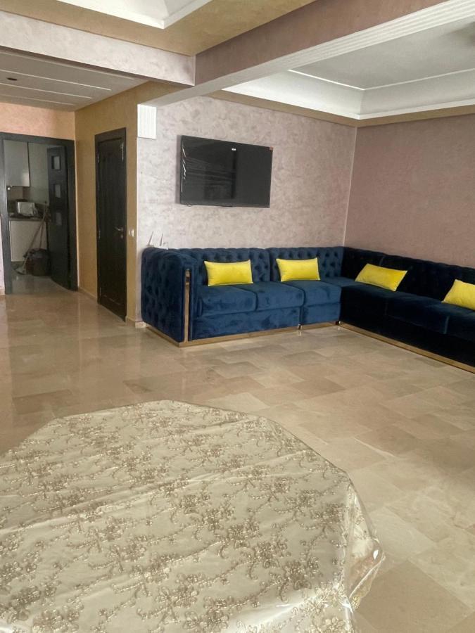 Apartment De Luxe A Wilaya De *
