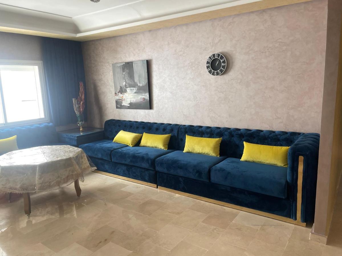 Apartment De Luxe A Wilaya De *